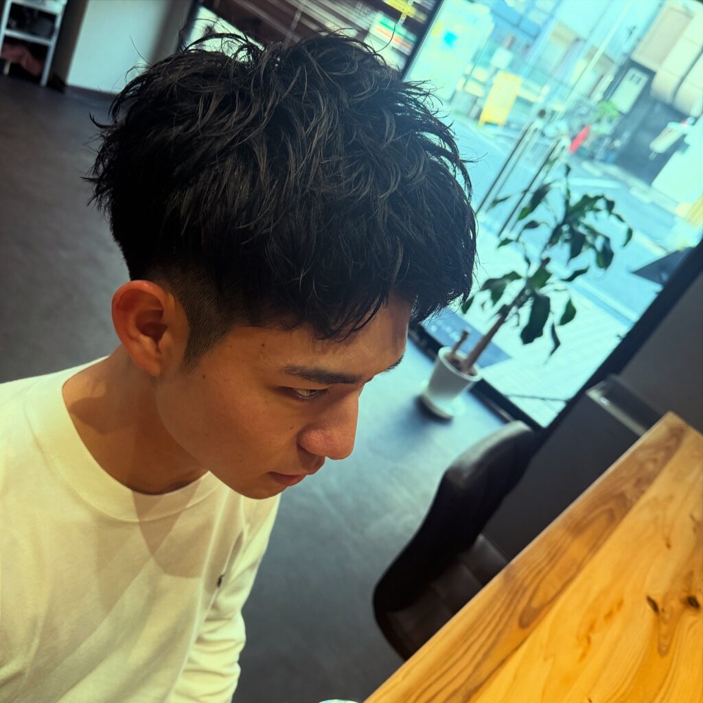 【メンズカット特化】束感ショートで清潔感UP
