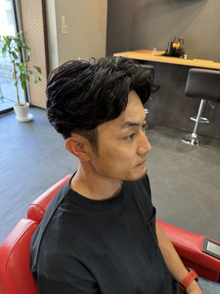 【メンズカット事例】ツーブロック×ナチュラルパートで魅せる大人の色気